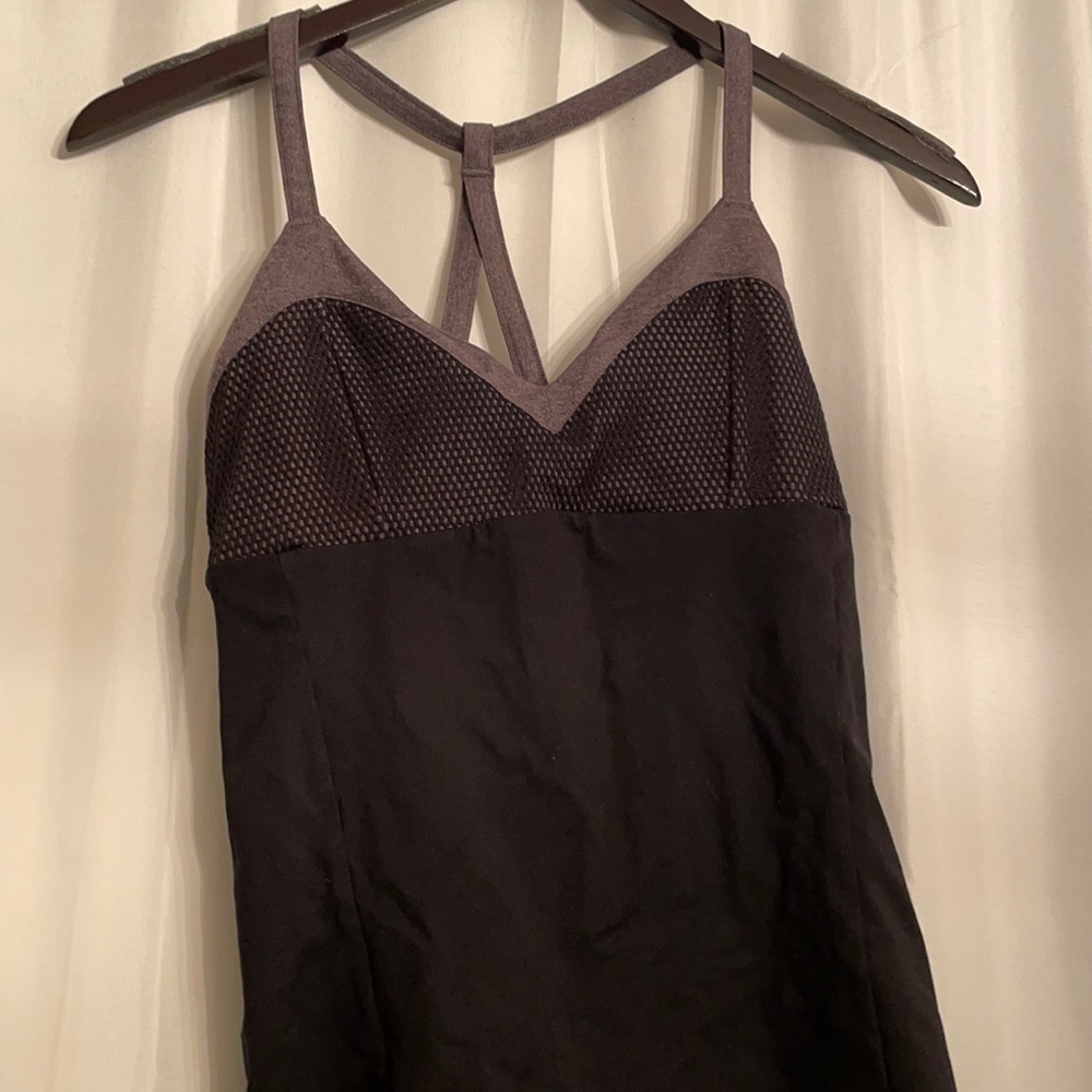Alo tank top